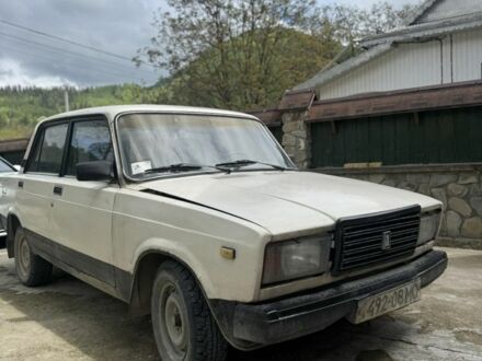 Белый ВАЗ 2107, объемом двигателя 1.7 л и пробегом 70 тыс. км за 700 $, фото 1 на Automoto.ua