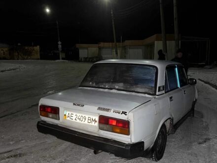 Белый ВАЗ 2107, объемом двигателя 1.5 л и пробегом 100 тыс. км за 369 $, фото 1 на Automoto.ua