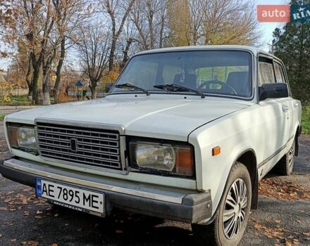 Белый ВАЗ 2107, объемом двигателя 1.5 л и пробегом 143 тыс. км за 1050 $, фото 1 на Automoto.ua