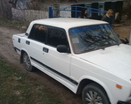 Белый ВАЗ 2107, объемом двигателя 1.5 л и пробегом 100 тыс. км за 1150 $, фото 1 на Automoto.ua