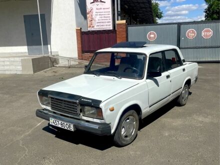 ВАЗ 2107 1998 в Березовке на Automoto.ua Белый ВАЗ 2107, объемом двигателя 0 л и пробегом 200 тыс. км за 655 $, фото 1 на Automoto.ua