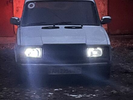 Белый ВАЗ 2107, объемом двигателя 1.5 л и пробегом 777 тыс. км за 596 $, фото 1 на Automoto.ua