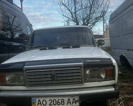 Белый ВАЗ 2107, объемом двигателя 0 л и пробегом 65 тыс. км за 550 $, фото 1 на Automoto.ua