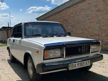 ВАЗ 2107 1998 в Кропивницком (Кировограде) на Automoto.ua Белый ВАЗ 2107, объемом двигателя 1.45 л и пробегом 120 тыс. км за 1000 $, фото 1 на Automoto.ua