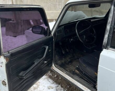 Белый ВАЗ 2107, объемом двигателя 1.5 л и пробегом 100 тыс. км за 800 $, фото 1 на Automoto.ua