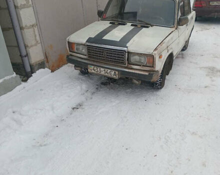 Білий ВАЗ 2107, об'ємом двигуна 1.5 л та пробігом 300 тис. км за 753 $, фото 1 на Automoto.ua