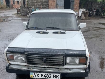 ВАЗ 2107 1999 в Харькове на Automoto.ua Белый ВАЗ 2107, объемом двигателя 1.5 л и пробегом 43 тыс. км за 968 $, фото 1 на Automoto.ua