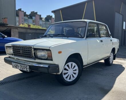 Белый ВАЗ 2107, объемом двигателя 1.5 л и пробегом 60 тыс. км за 852 $, фото 1 на Automoto.ua