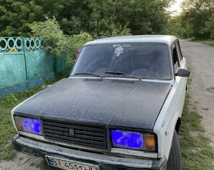 Белый ВАЗ 2107, объемом двигателя 1.5 л и пробегом 100 тыс. км за 538 $, фото 1 на Automoto.ua