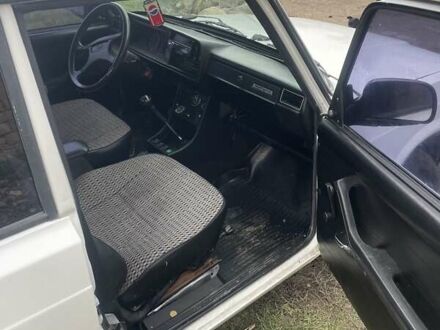 Білий ВАЗ 2107, об'ємом двигуна 1.6 л та пробігом 100 тис. км за 1300 $, фото 1 на Automoto.ua