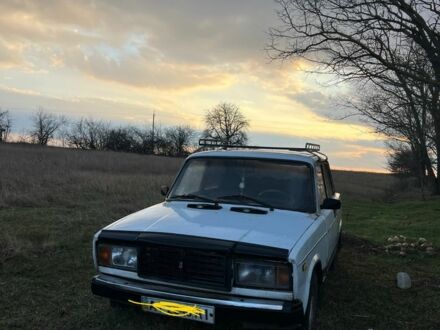 Белый ВАЗ 2107, объемом двигателя 1.6 л и пробегом 180 тыс. км за 790 $, фото 1 на Automoto.ua