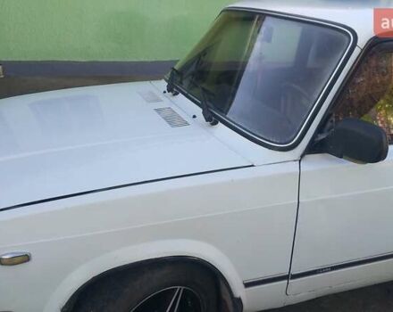 Белый ВАЗ 2107, объемом двигателя 1.45 л и пробегом 324 тыс. км за 600 $, фото 1 на Automoto.ua