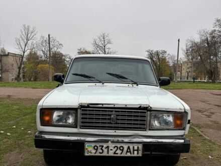 Белый ВАЗ 2107, объемом двигателя 1.5 л и пробегом 365 тыс. км за 501 $, фото 1 на Automoto.ua