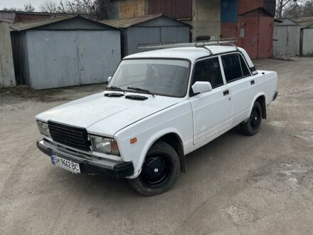 Белый ВАЗ 2107, объемом двигателя 0 л и пробегом 200 тыс. км за 850 $, фото 1 на Automoto.ua