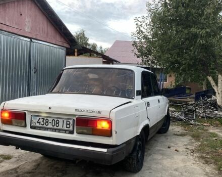 Белый ВАЗ 2107, объемом двигателя 1.5 л и пробегом 100 тыс. км за 711 $, фото 1 на Automoto.ua