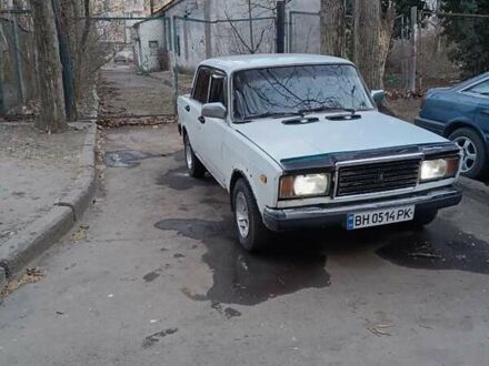 Белый ВАЗ 2107, объемом двигателя 1.45 л и пробегом 238 тыс. км за 1000 $, фото 1 на Automoto.ua