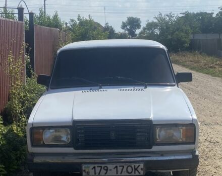 Білий ВАЗ 2107, об'ємом двигуна 1.5 л та пробігом 400 тис. км за 626 $, фото 1 на Automoto.ua