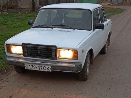 Белый ВАЗ 2107, объемом двигателя 0 л и пробегом 91 тыс. км за 1000 $, фото 1 на Automoto.ua