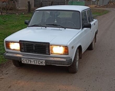 Белый ВАЗ 2107, объемом двигателя 0 л и пробегом 91 тыс. км за 1000 $, фото 1 на Automoto.ua