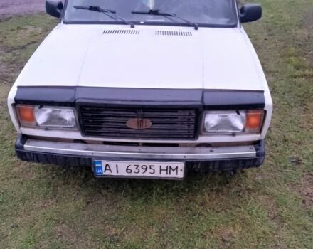 Белый ВАЗ 2107, объемом двигателя 1.5 л и пробегом 100 тыс. км за 711 $, фото 1 на Automoto.ua