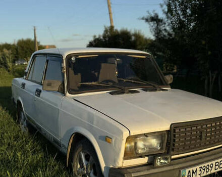 Білий ВАЗ 2107, об'ємом двигуна 1.45 л та пробігом 247 тис. км за 852 $, фото 1 на Automoto.ua