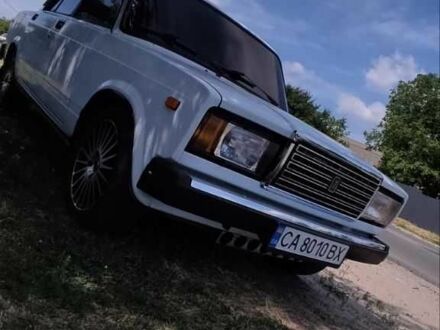 ВАЗ 2107 2001 в Золотоноше на Automoto.ua Белый ВАЗ 2107, объемом двигателя 1.5 л и пробегом 107 тыс. км за 2200 $, фото 1 на Automoto.ua