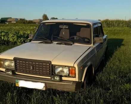 Белый ВАЗ 2107, объемом двигателя 1.45 л и пробегом 247 тыс. км за 1200 $, фото 1 на Automoto.ua