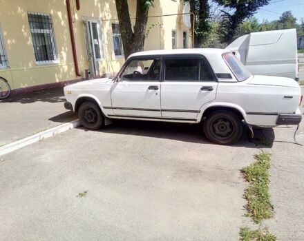 Білий ВАЗ 2107, об'ємом двигуна 1.6 л та пробігом 15 тис. км за 1880 $, фото 1 на Automoto.ua