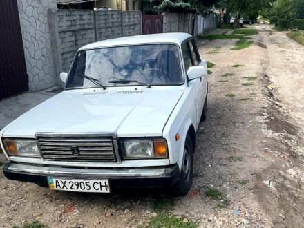 ВАЗ 2107 2002 в Харькове на Automoto.ua Белый ВАЗ 2107, объемом двигателя 1.5 л и пробегом 175 тыс. км за 1000 $, фото 1 на Automoto.ua