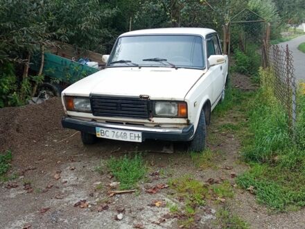 Белый ВАЗ 2107, объемом двигателя 1 л и пробегом 85 тыс. км за 292 $, фото 1 на Automoto.ua