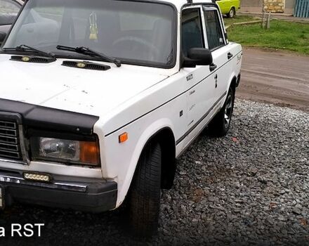 Белый ВАЗ 2107, объемом двигателя 1.6 л и пробегом 150 тыс. км за 950 $, фото 1 на Automoto.ua