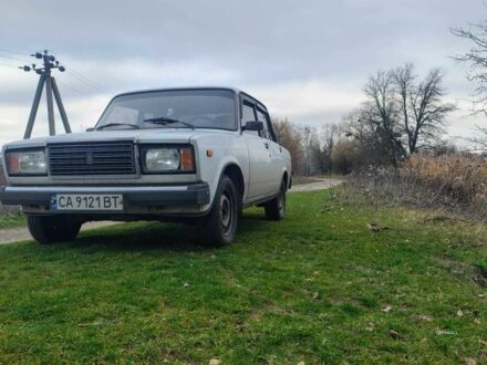 Белый ВАЗ 2107, объемом двигателя 1.5 л и пробегом 57 тыс. км за 1150 $, фото 1 на Automoto.ua