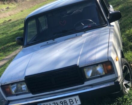 Белый ВАЗ 2107, объемом двигателя 1.5 л и пробегом 3 тыс. км за 952 $, фото 1 на Automoto.ua
