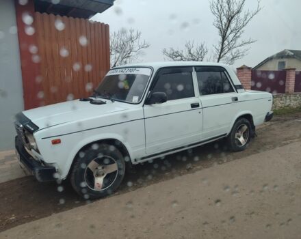 Белый ВАЗ 2107, объемом двигателя 1.5 л и пробегом 1 тыс. км за 1250 $, фото 1 на Automoto.ua