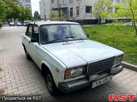 ВАЗ 2107 2003 в Сумах на Automoto.ua Белый ВАЗ 2107, объемом двигателя 13 л и пробегом 150 тыс. км за 850 $, фото 1 на Automoto.ua