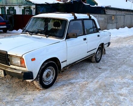 Белый ВАЗ 2107, объемом двигателя 1.6 л и пробегом 123 тыс. км за 799 $, фото 1 на Automoto.ua