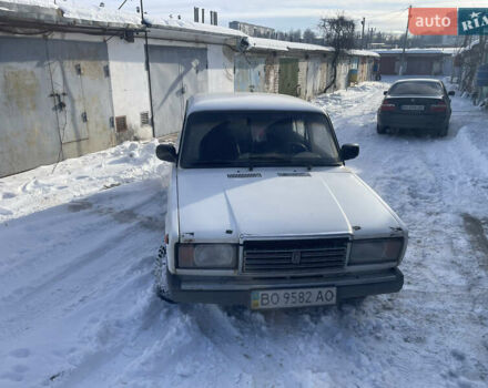 Білий ВАЗ 2107, об'ємом двигуна 1.5 л та пробігом 273 тис. км за 750 $, фото 1 на Automoto.ua