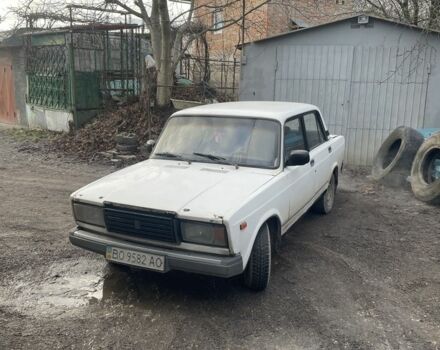 Белый ВАЗ 2107, объемом двигателя 1.5 л и пробегом 270 тыс. км за 700 $, фото 1 на Automoto.ua