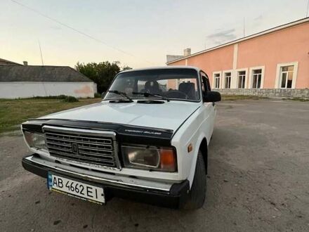 ВАЗ 2107 2003 у Вінниці на Automoto.ua Білий ВАЗ 2107, об'ємом двигуна 1.45 л та пробігом 160 тис. км за 1400 $, фото 1 на Automoto.ua
