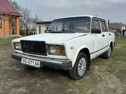 Белый ВАЗ 2107, объемом двигателя 1.5 л и пробегом 99 тыс. км за 362 $, фото 1 на Automoto.ua