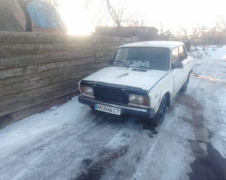 Белый ВАЗ 2107, объемом двигателя 1.5 л и пробегом 180 тыс. км за 565 $, фото 1 на Automoto.ua