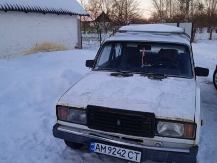 Белый ВАЗ 2107, объемом двигателя 1.45 л и пробегом 70 тыс. км за 666 $, фото 1 на Automoto.ua