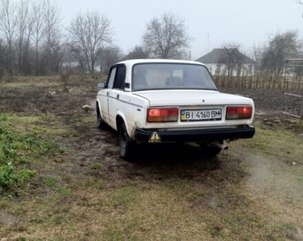 Белый ВАЗ 2107, объемом двигателя 1.5 л и пробегом 237 тыс. км за 592 $, фото 1 на Automoto.ua