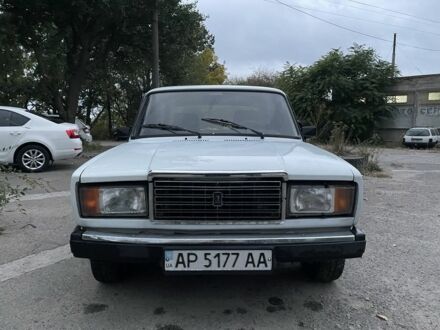 Белый ВАЗ 2107, объемом двигателя 1.5 л и пробегом 70 тыс. км за 1074 $, фото 1 на Automoto.ua