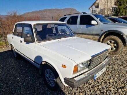 ВАЗ 2107 2004 у Тячеве на Automoto.ua Білий ВАЗ 2107, об'ємом двигуна 1.5 л та пробігом 90 тис. км за 800 $, фото 1 на Automoto.ua