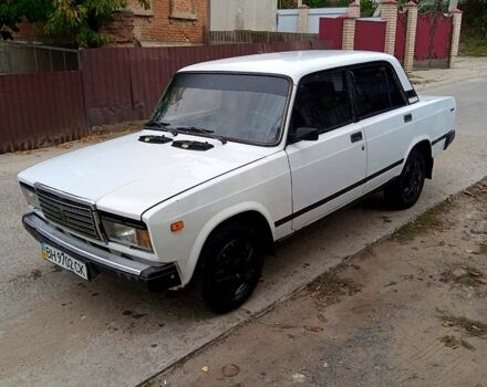 Белый ВАЗ 2107, объемом двигателя 1.6 л и пробегом 90 тыс. км за 900 $, фото 1 на Automoto.ua
