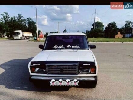 Белый ВАЗ 2107, объемом двигателя 1.4 л и пробегом 150 тыс. км за 825 $, фото 1 на Automoto.ua