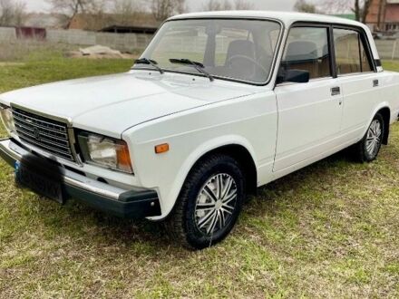 ВАЗ 2107 2004 у Вінниці на Automoto.ua Білий ВАЗ 2107, об'ємом двигуна 1.5 л та пробігом 102 тис. км за 2999 $, фото 1 на Automoto.ua