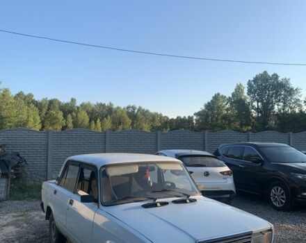 Белый ВАЗ 2107, объемом двигателя 1.5 л и пробегом 150 тыс. км за 700 $, фото 1 на Automoto.ua