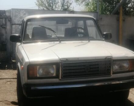 Белый ВАЗ 2107, объемом двигателя 0 л и пробегом 120 тыс. км за 802 $, фото 1 на Automoto.ua